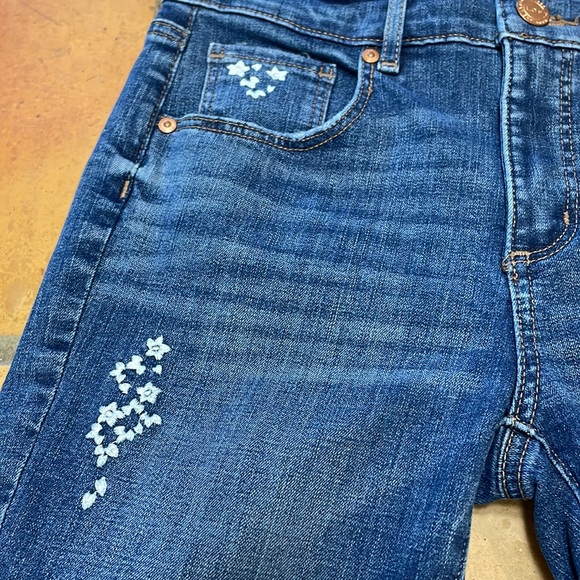 Loft Skinny Jeans - Picture 8 of 8